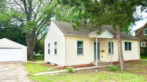 Homes For Sale - 7114 4th Avenue<br/> Minneapolis, MN 55423