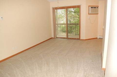 Condo For Sale - 14839 Endicott Way<br/> Dakota County, Saint Paul, MN 55124
