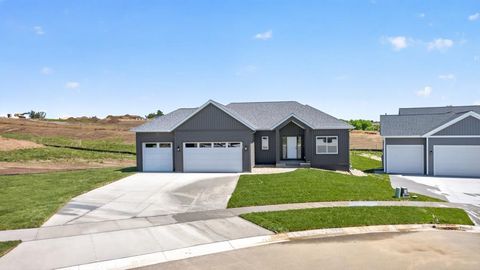 Homes For Sale - 6128 Cody Lane<br/> Olmsted County, Rochester, MN 55901
