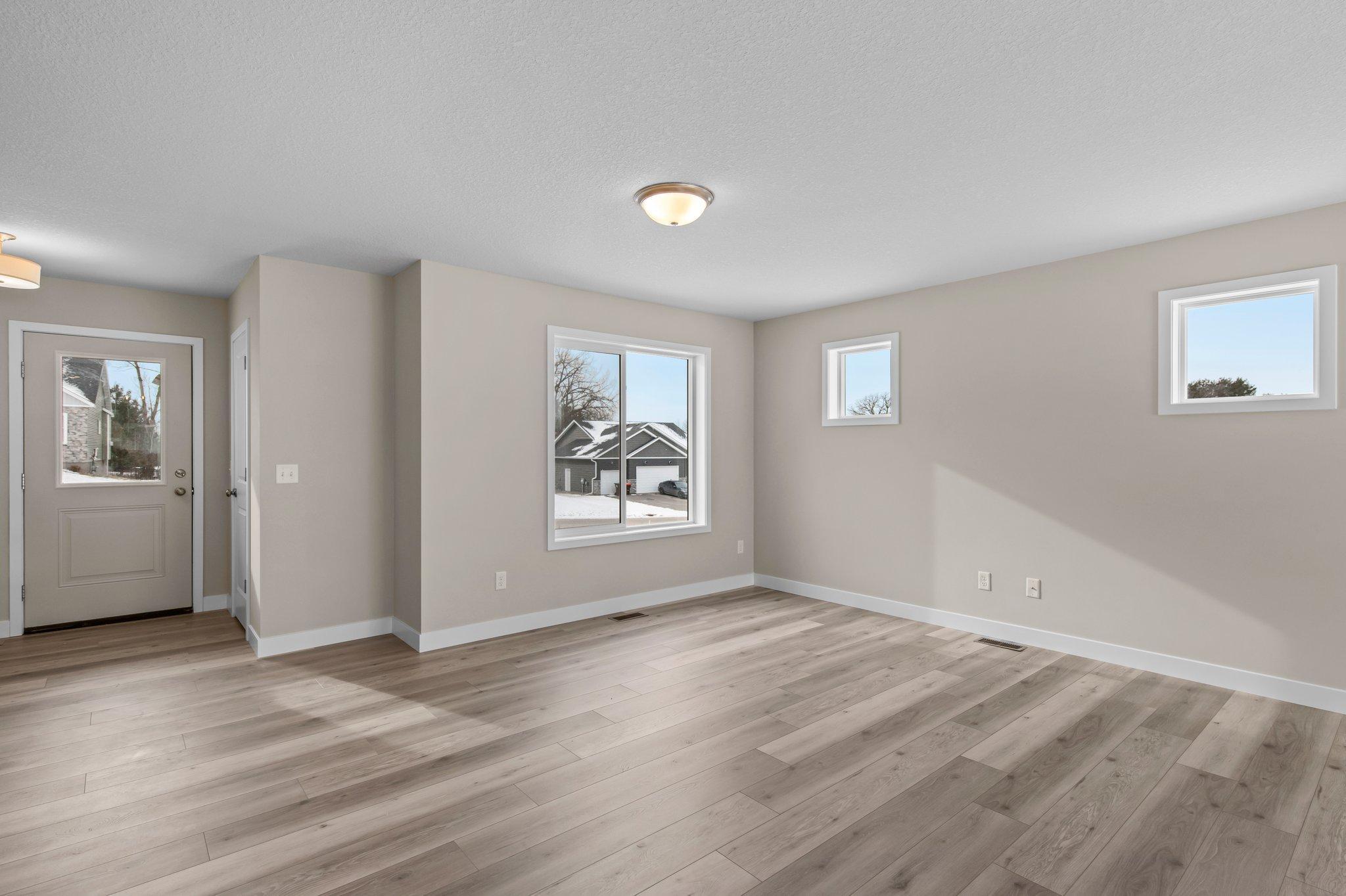 2064 Pleasant Drive Dr, Prescott, Wisconsin image 2