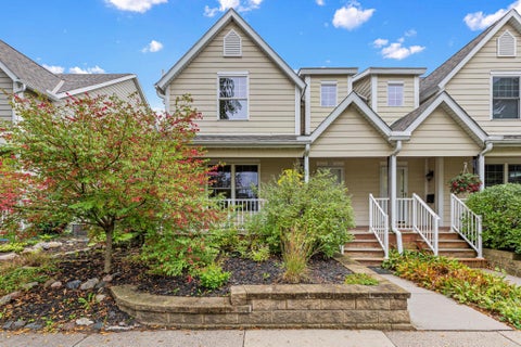 Townhouse For Sale - 818 24th Avenue<br/> Minneapolis, MN 55418