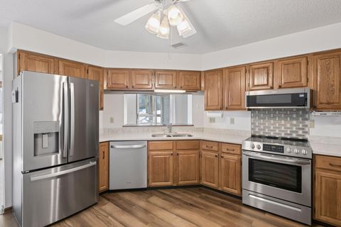 Condo For Sale - 3801 W 98th Street<br/> Bloomington, MN 55431