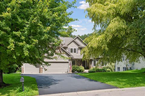 Homes For Sale - 2240 Thrushwood Circle<br/> Victoria, MN 55386