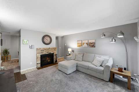 Condo For Sale - 300 Shelard Parkway<br/> Minneapolis, MN 55426