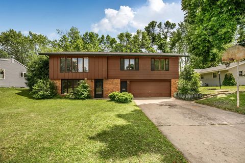 Homes For Sale - 1036 24th Avenue<br/> Saint Cloud, MN 56303