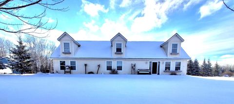 Homes For Sale - 3352 County Road 156<br/> Carlton County, Kettle River, MN 55757