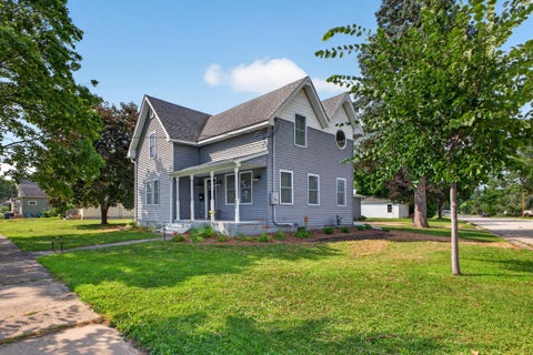 Homes For Sale - 802 S Garden Street<br/> Wabasha County, Lake City, MN 55041