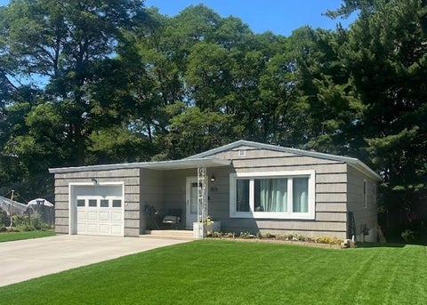 Homes For Sale - 1122 SE 11th Street<br/> Brainerd, MN 56401