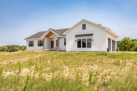 Homes For Sale - 17878 County Road 83<br/> Big Lake, MN 55309