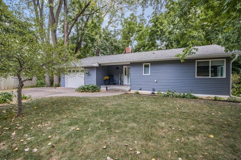 Homes For Sale - 261 6th Street<br/> Bayport, MN 55003