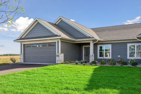 Homes For Sale - 1004 Turner Lane<br/> Saint Croix County, New Richmond, WI 54017