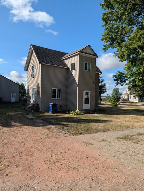 Homes For Sale - 780 Elm Street<br/> Cass County, Kindred, ND 58051