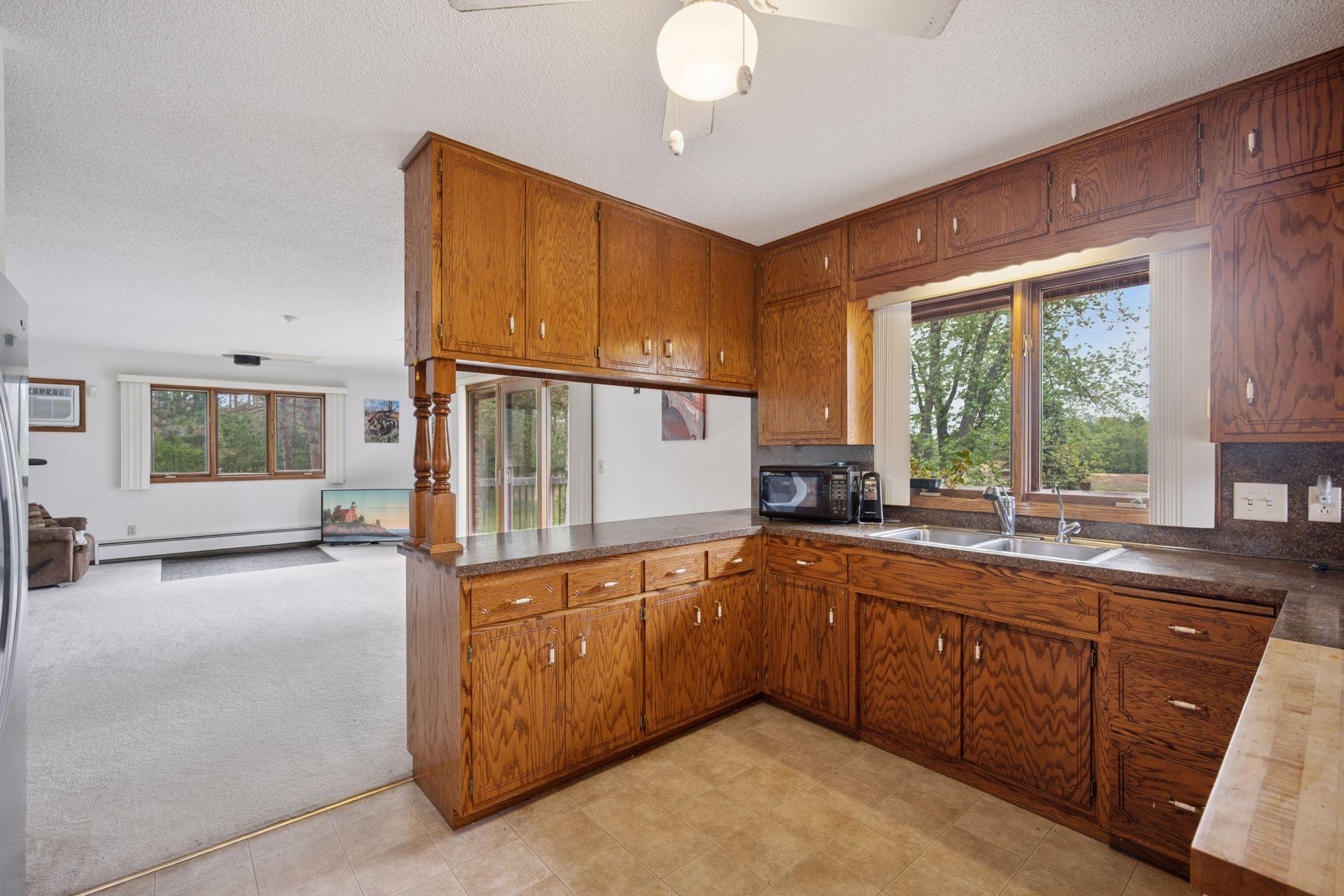 31701 Lily Street, Cambridge, Minnesota image 6