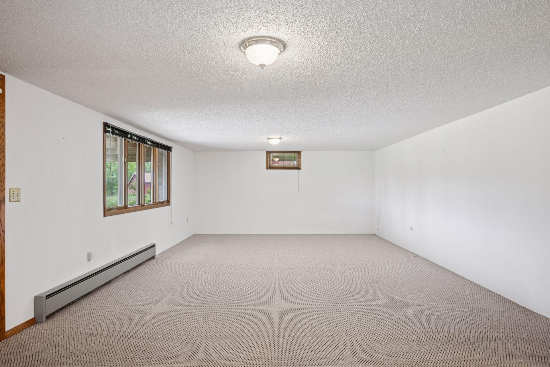 31701 Lily Street, Cambridge, Minnesota image 23