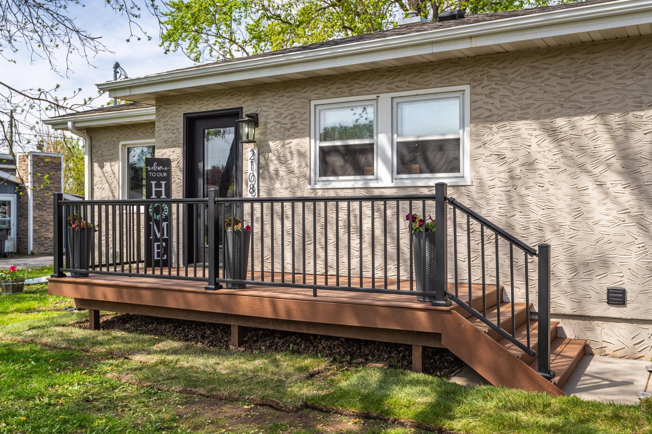 2108 29th Street, La Crosse, Wisconsin image 3