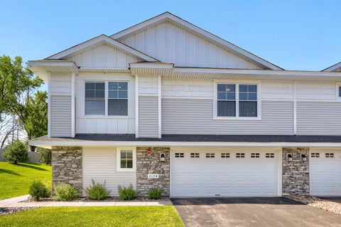 Townhouse For Sale - 2174 Island Court<br/> Hugo, MN 55038
