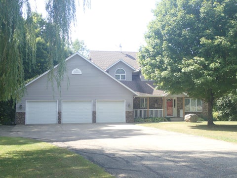 Homes For Sale - 335 Desoto Avenue<br/> Buffalo, MN 55313