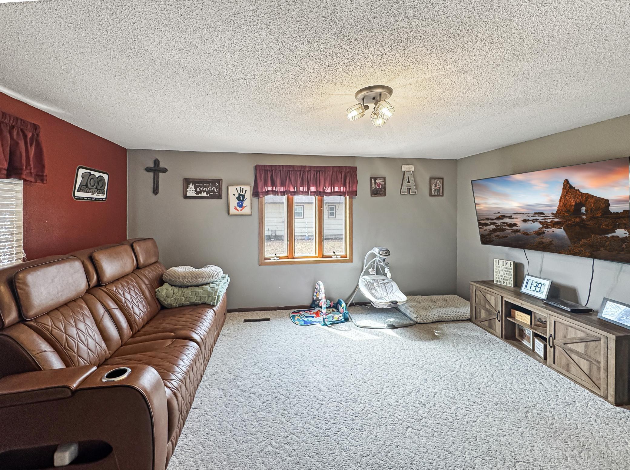 2745 Norwood Avenue, Slayton, Minnesota image 3