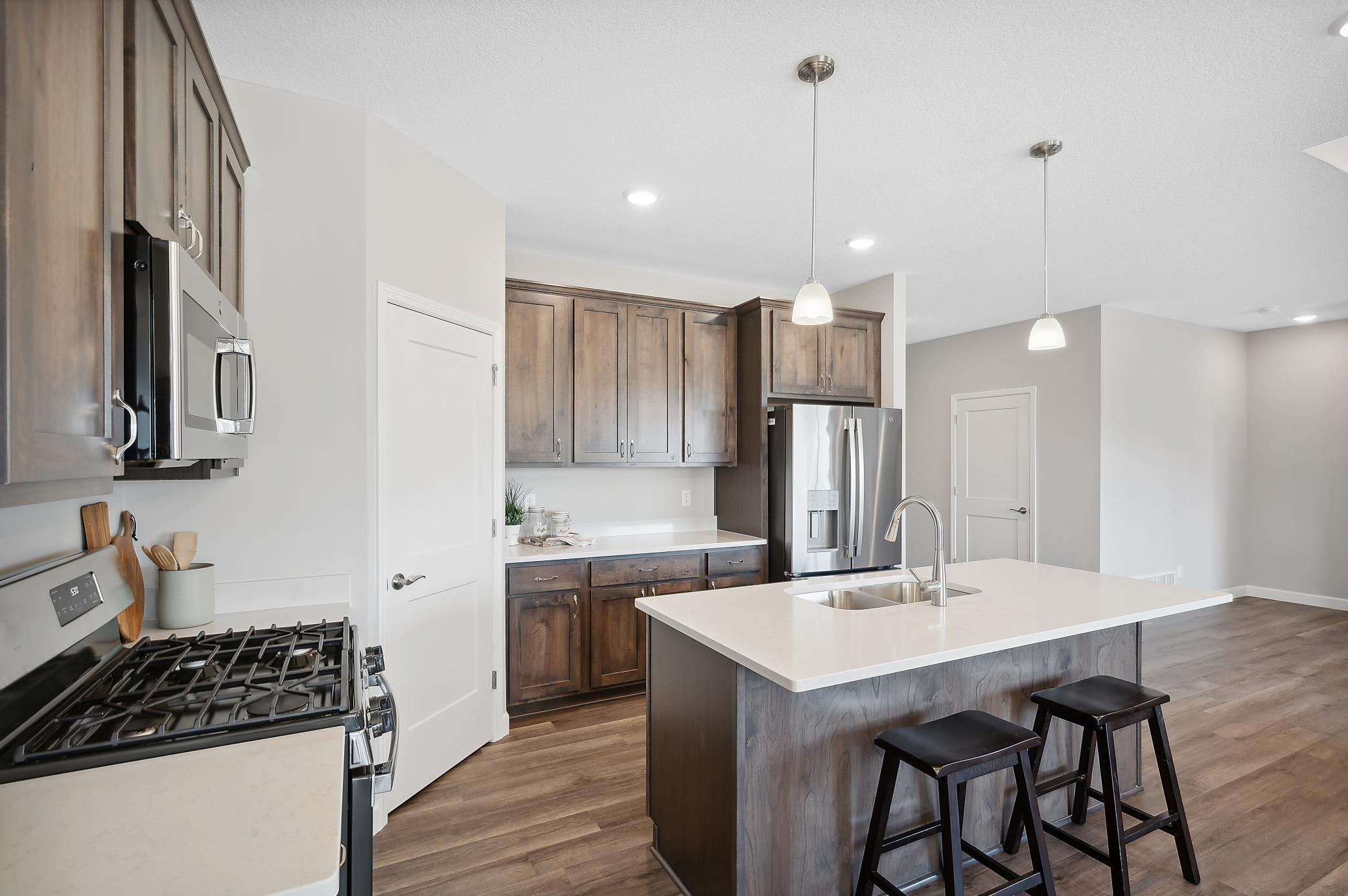 7805 Bridgewater Court, Rockford, Minnesota image 3