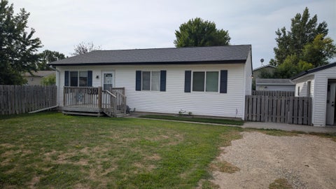 Homes For Sale - 510 5th Street<br/> Mapleton, ND 58059