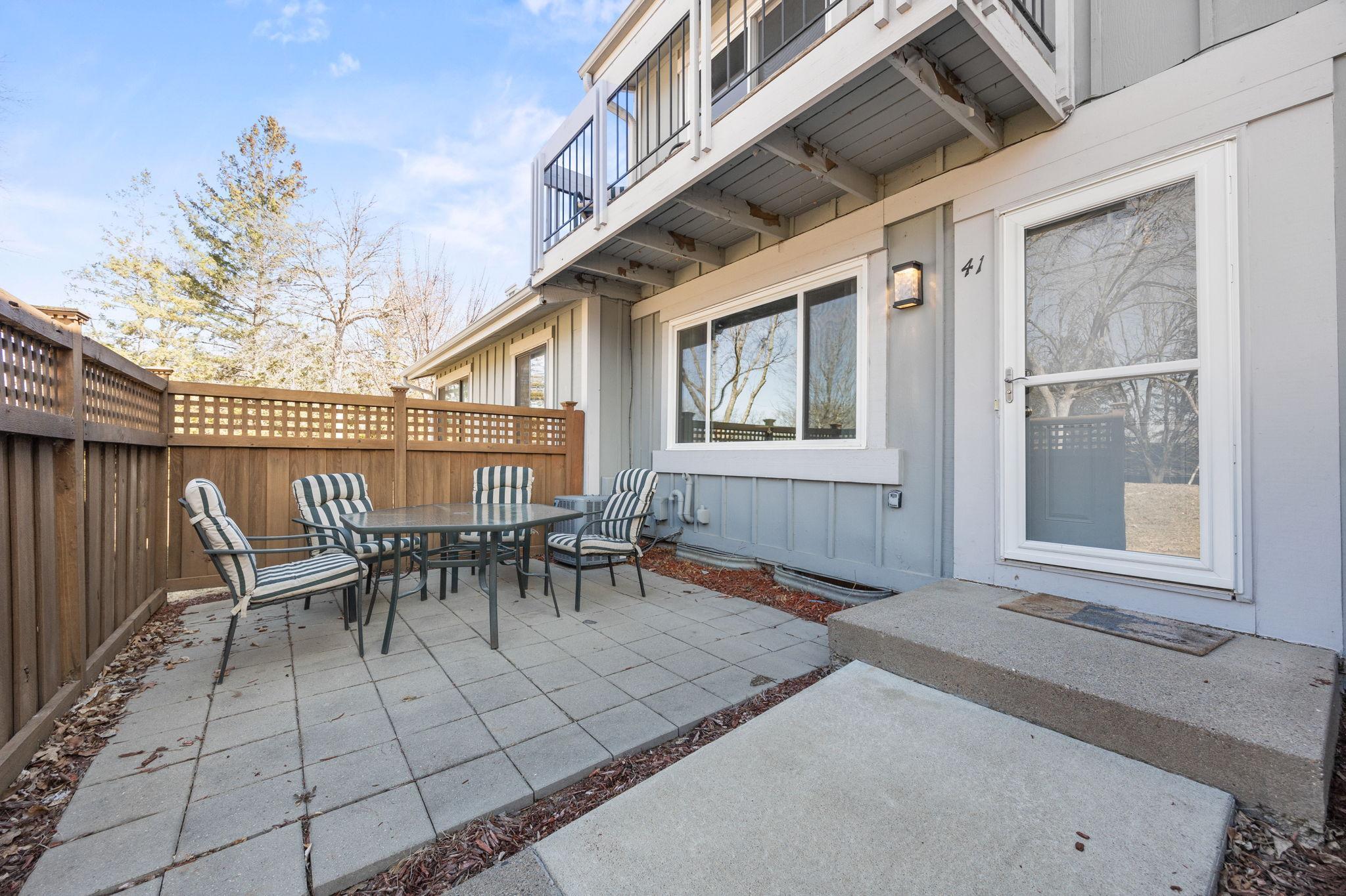 110941 Von Hertzen Circle, Chaska, Minnesota image 1