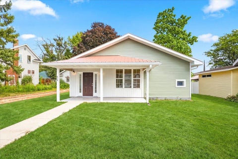 Homes For Sale - 214 Amundson Street<br/> Amery, WI 54001