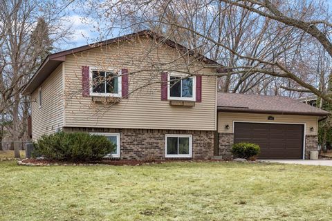 Homes For Sale - 9895 31st Avenue<br/> Hennepin County, Minneapolis, MN 55441