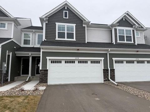 Townhouse For Sale - 10734 Wiles Way<br/> Washington County, Saint Paul, MN 55129