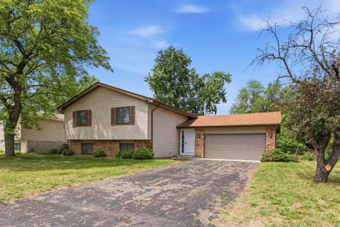 Homes For Sale - 8009 Vincent Circle<br/> Hennepin County, Brooklyn Park, MN 55444