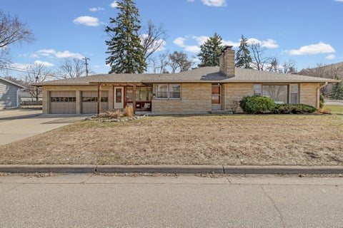 Homes For Sale - 4108 Halifax Avenue<br/> Minneapolis, MN 55422