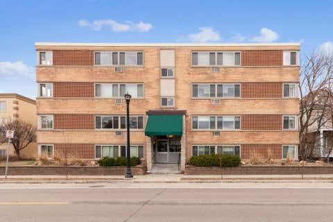 Condo For Sale - 3120 Hennepin Avenue<br/> Hennepin County, Minneapolis, MN 55408