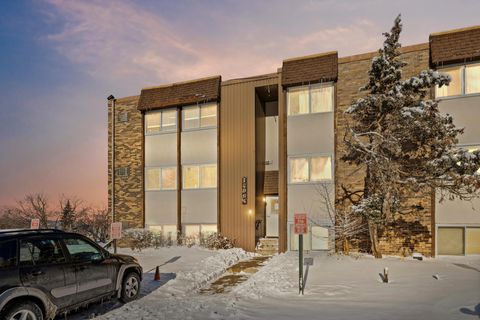 Condo For Sale - 12964 Nicollet Avenue<br/> Burnsville, MN 55337