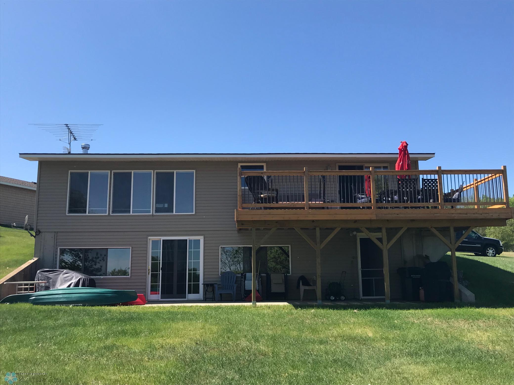 Lake Park, Minnesota 56554, United States, 3 Bedrooms Bedrooms, ,2 BathroomsBathrooms,Residential,Pending,55129