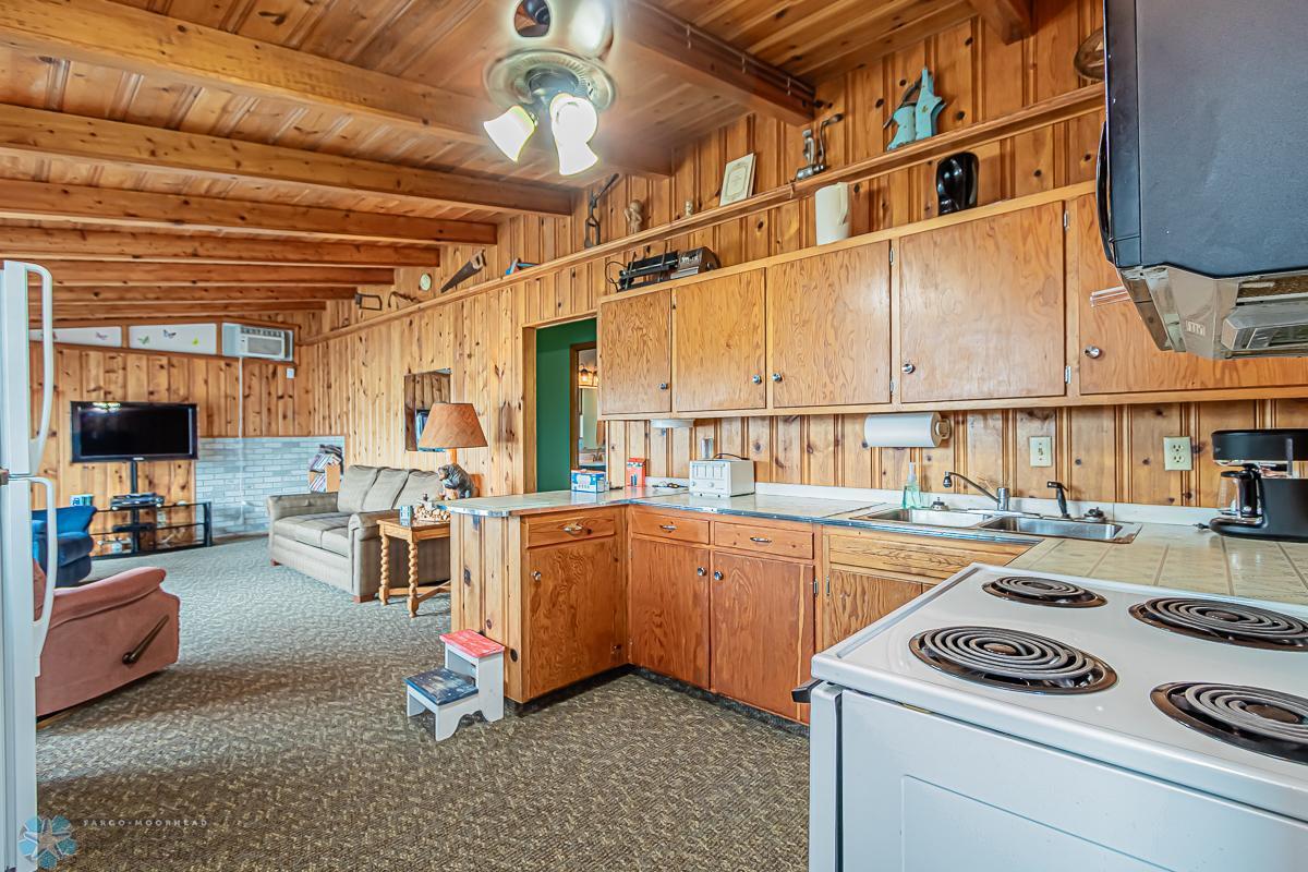 Lake Park, Minnesota 56554, United States, 3 Bedrooms Bedrooms, ,2 BathroomsBathrooms,Residential,Pending,55129