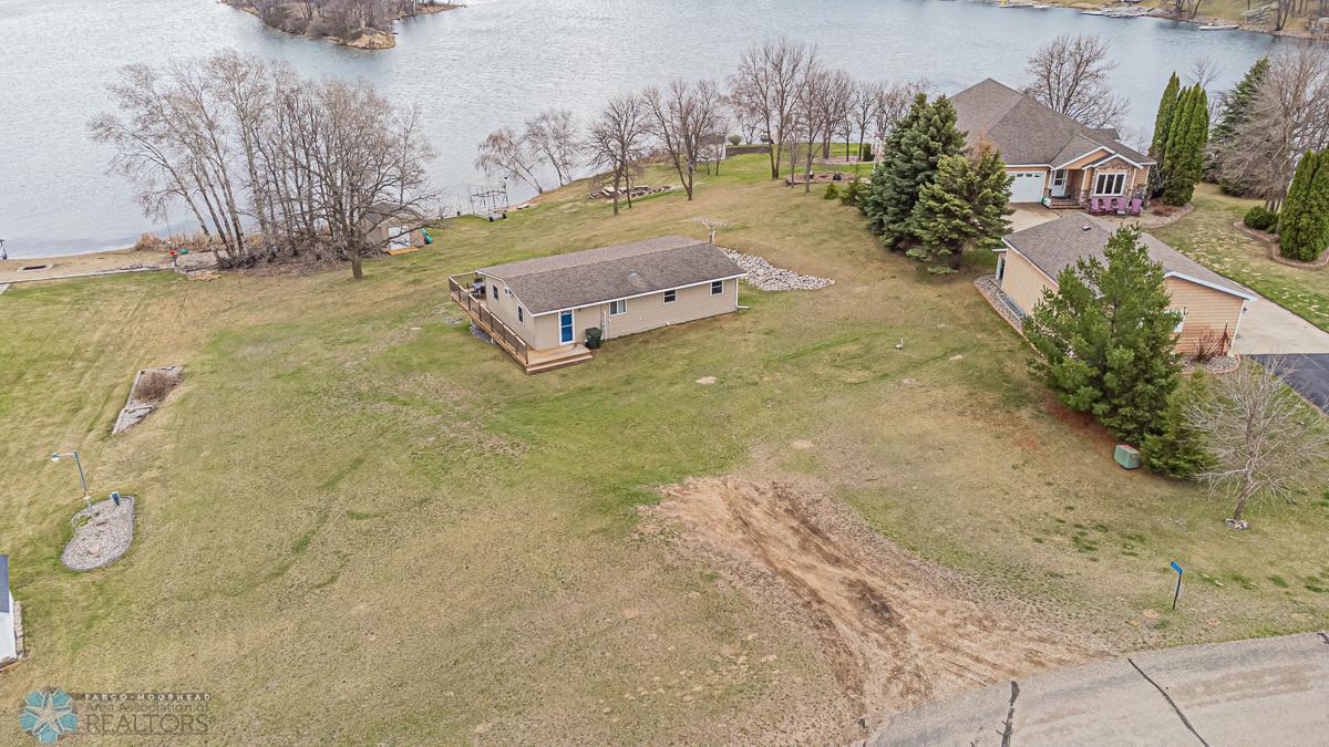 Lake Park, Minnesota 56554, United States, 3 Bedrooms Bedrooms, ,2 BathroomsBathrooms,Residential,Pending,55129