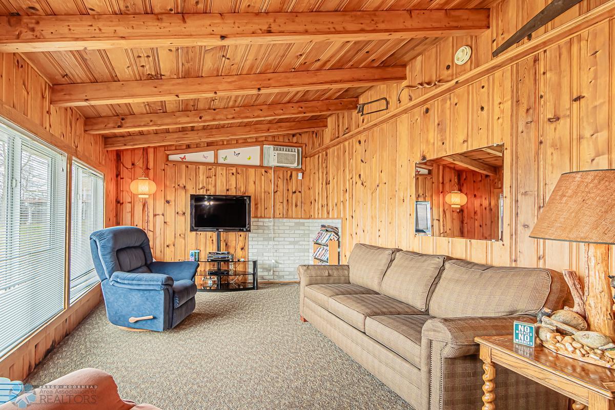 Lake Park, Minnesota 56554, United States, 3 Bedrooms Bedrooms, ,2 BathroomsBathrooms,Residential,Pending,55129