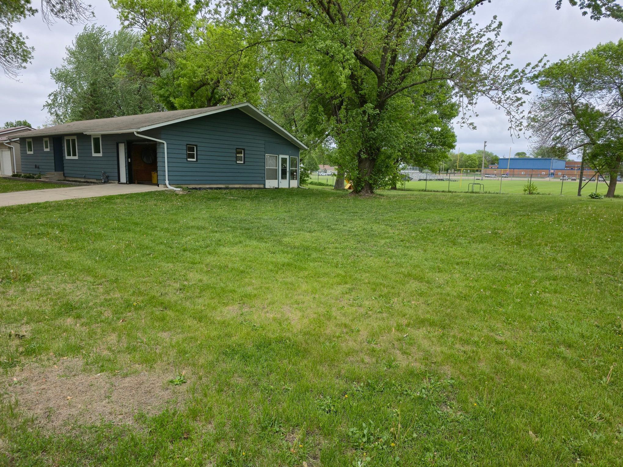 214 S Central Avenue, Truman, Minnesota image 4