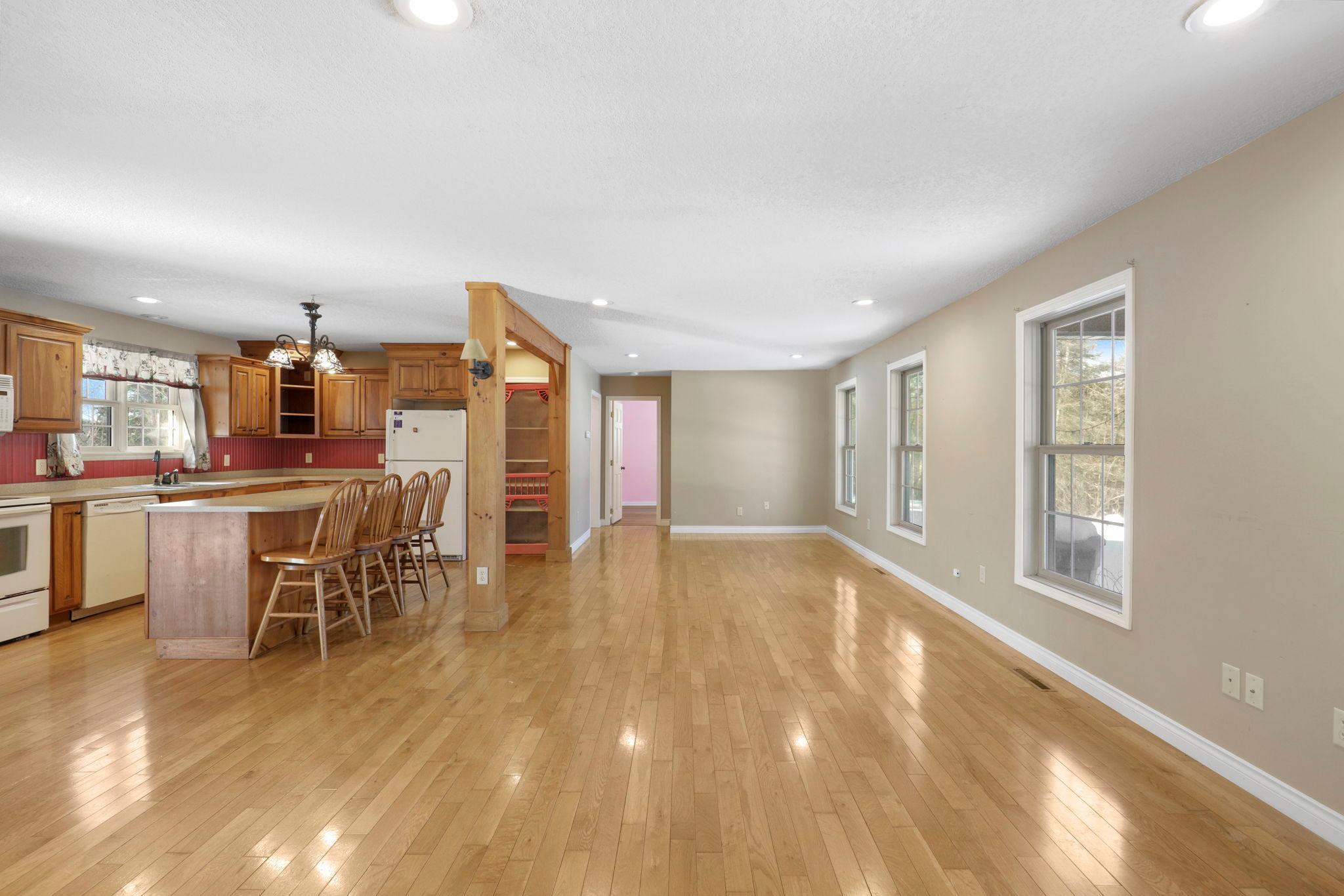 28345 Sunrise Circle, Brook Park, Minnesota image 6