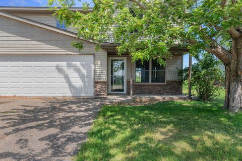 Townhouse For Sale - 415 Sierra Place<br/> Roberts, WI 54023