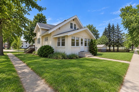 Homes For Sale - 403 5th Street<br/> Staples, MN 56479