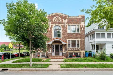 Condo For Sale - 2701 Harriet Avenue<br/> Minneapolis, MN 55408