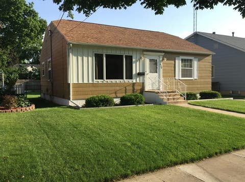 Homes For Sale - 630 15th Street<br/> Rochester, MN 55906