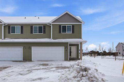 Homes For Sale - 975 30th Avenue<br/> Cass County, West Fargo, ND 58078