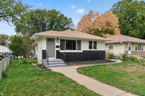 Homes For Sale - 4136 14th Avenue<br/> Minneapolis, MN 55407