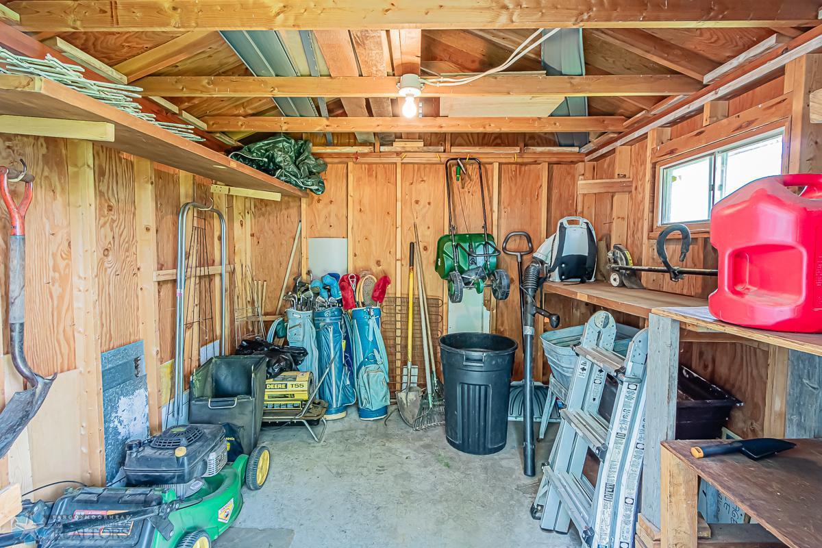 Moorhead, Minnesota 56560, United States, 3 Bedrooms Bedrooms, ,2 BathroomsBathrooms,Residential,Pending,55101