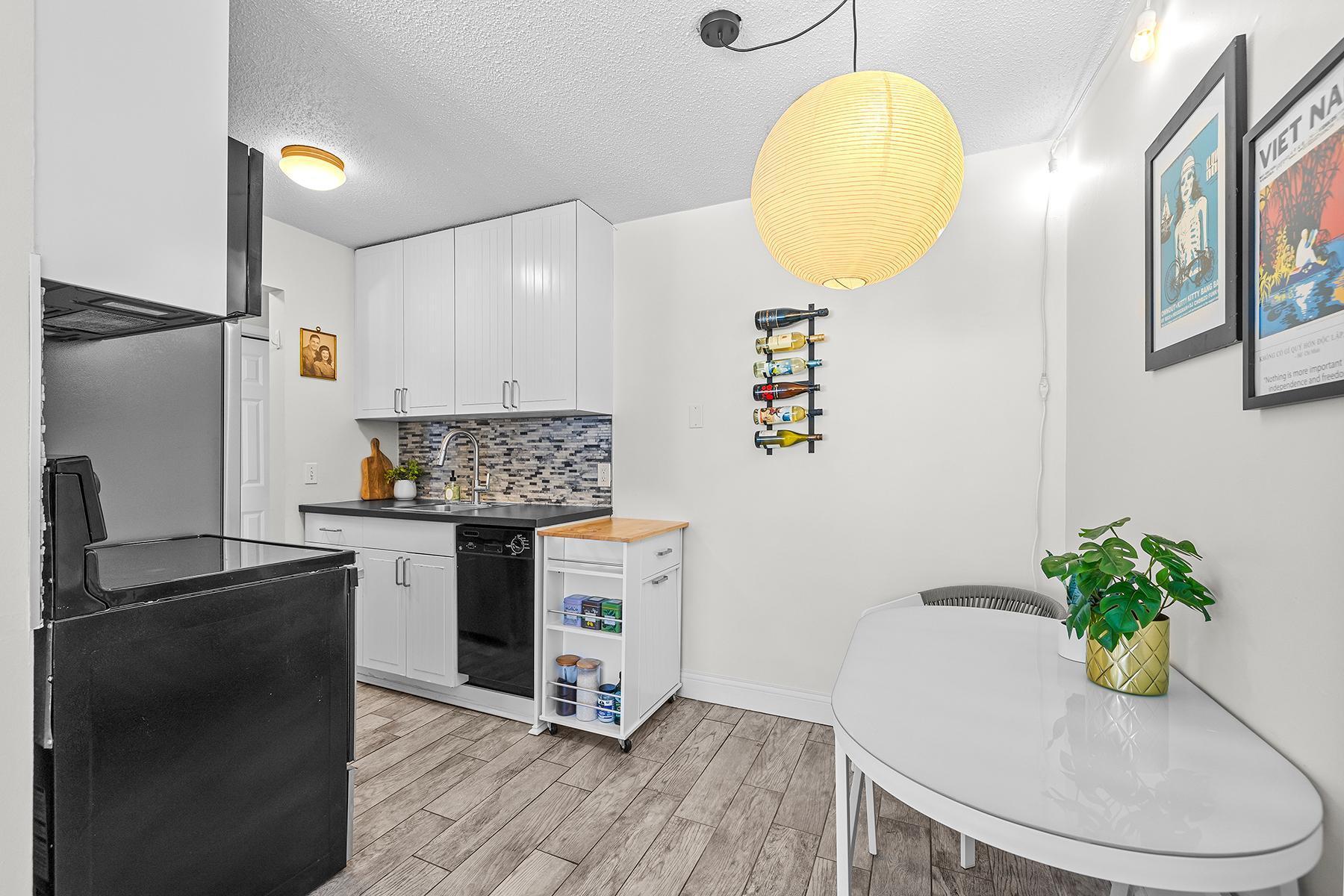 2212 Aldrich Avenue #304, Minneapolis, Minnesota image 8