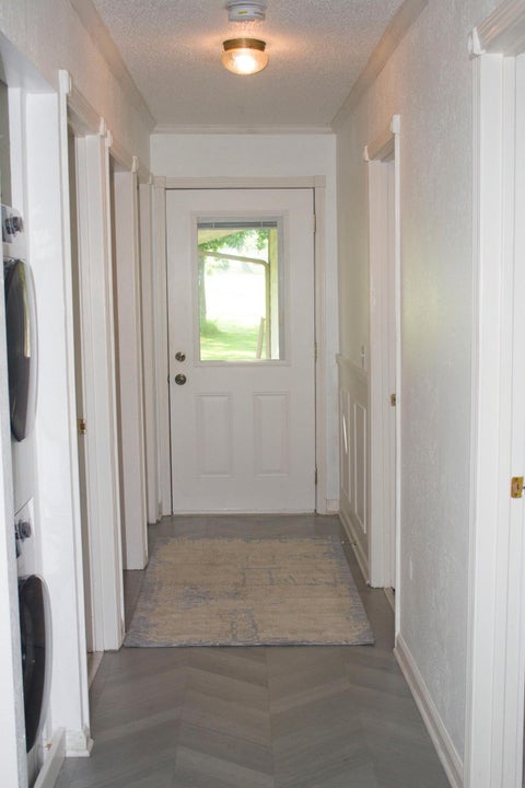 Townhouse For Sale - 18116 Captive Lake Road<br/> Garrison, MN 56450