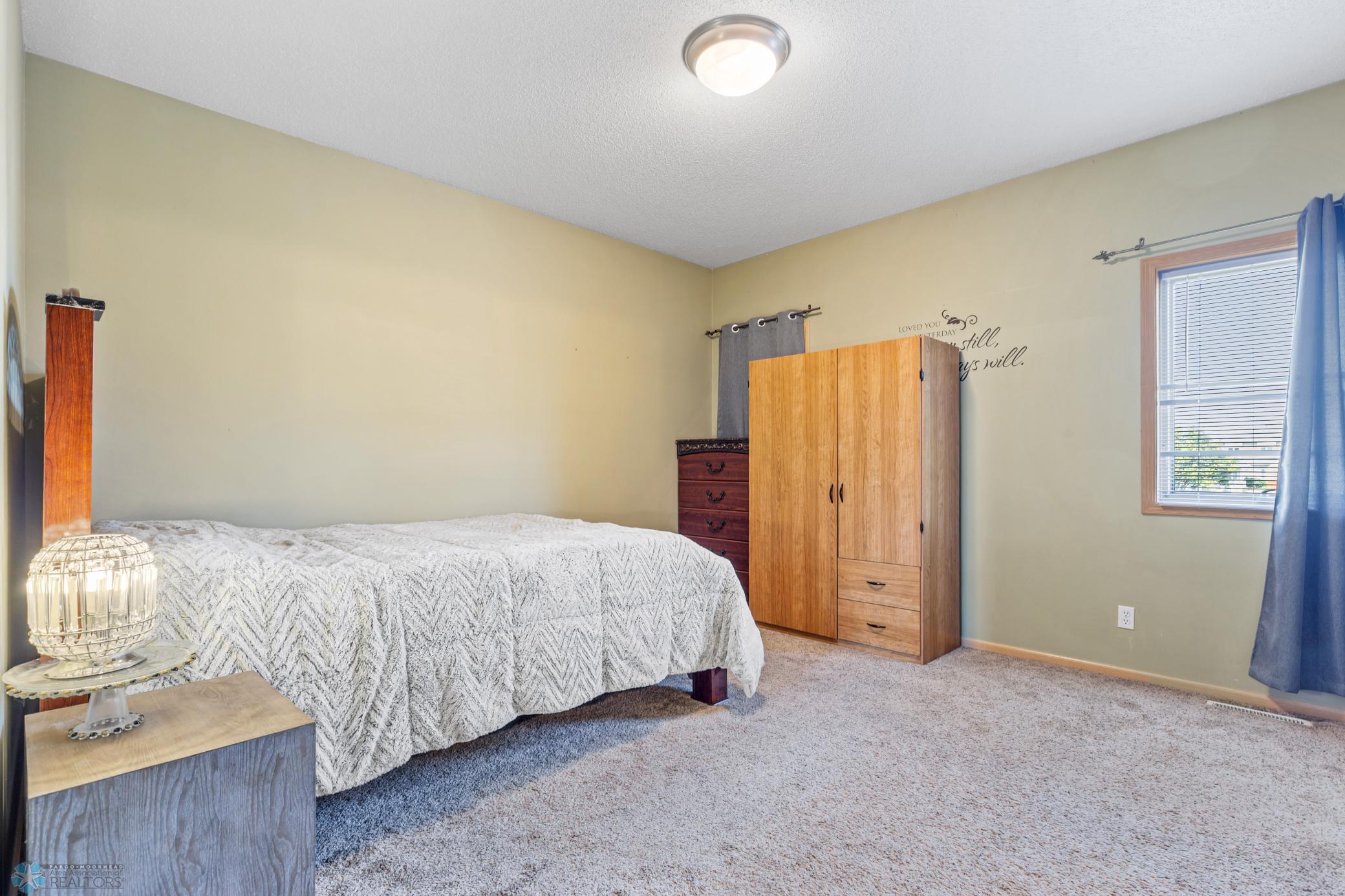 3598 Woodbury Park Drive, Fargo, North Dakota image 16
