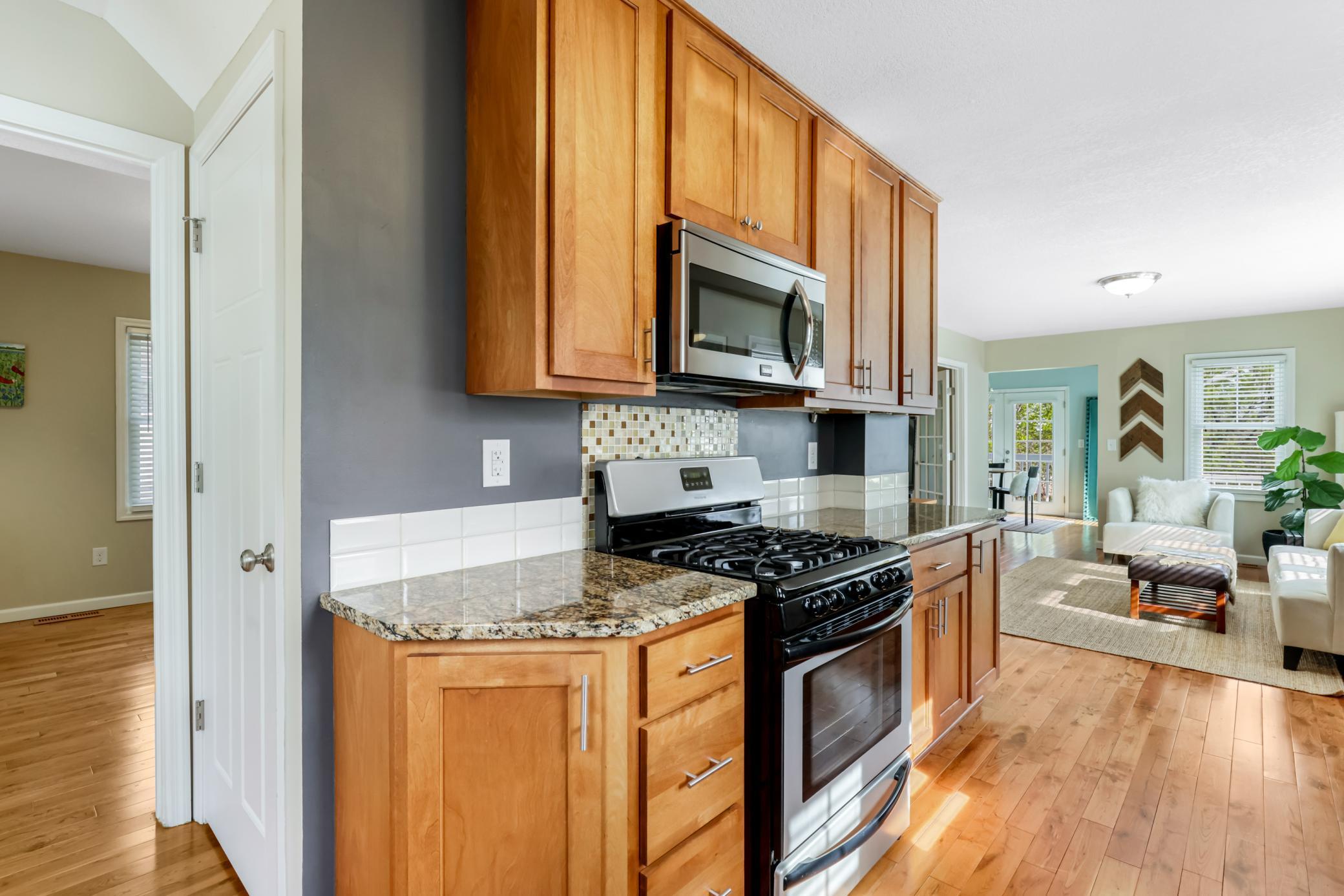 3465 Crystal Place, Wayzata, Minnesota image 11