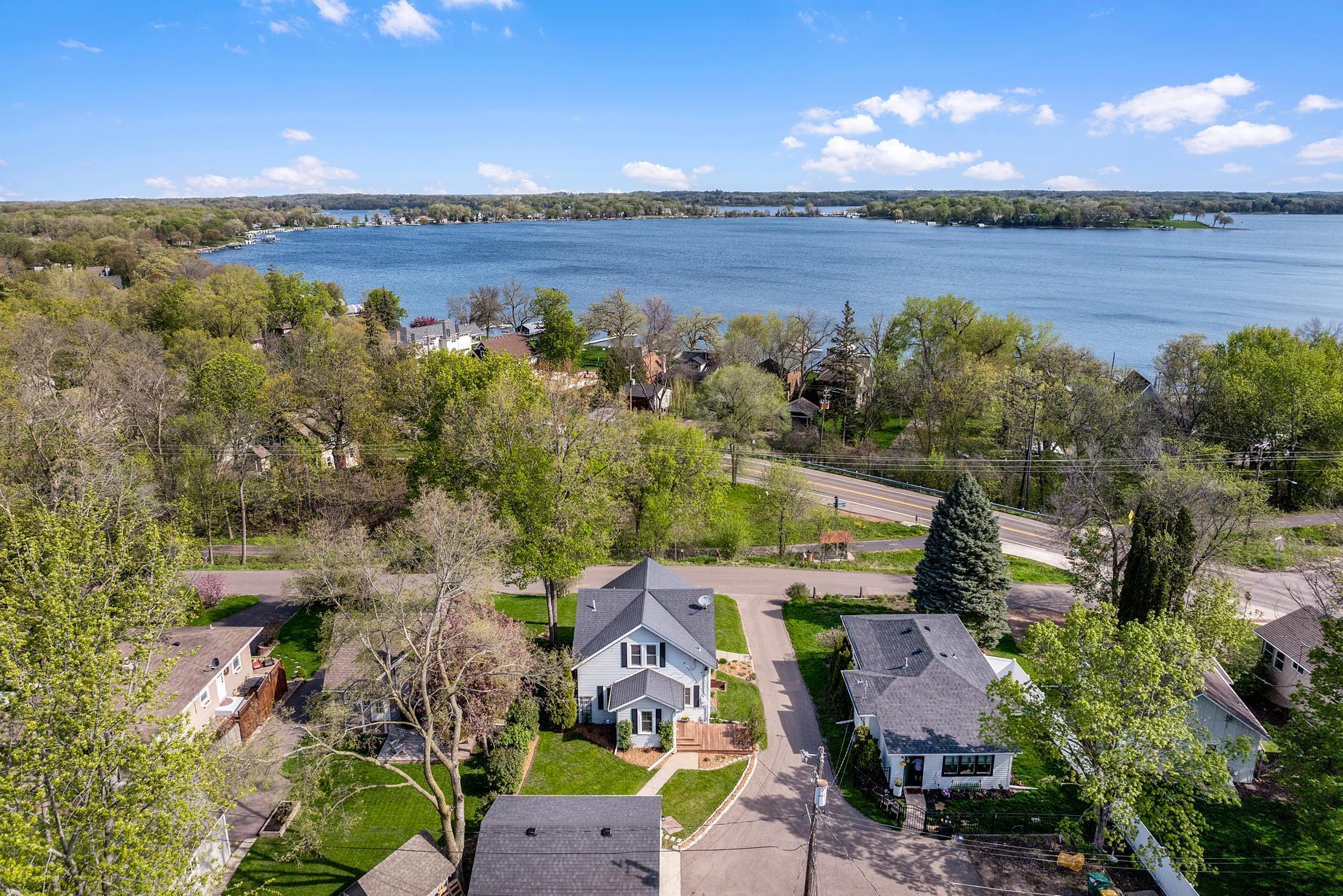 3465 Crystal Place, Wayzata, Minnesota image 23